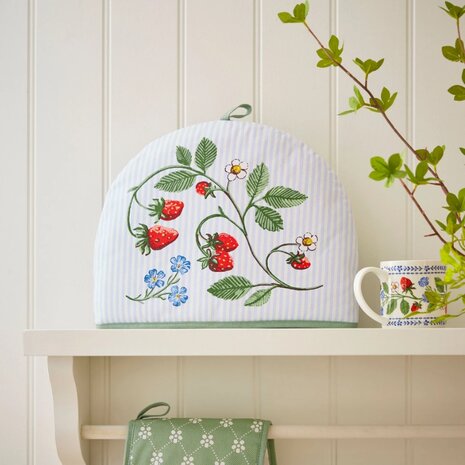 Tea Cosy Strawberry Patch in Green
